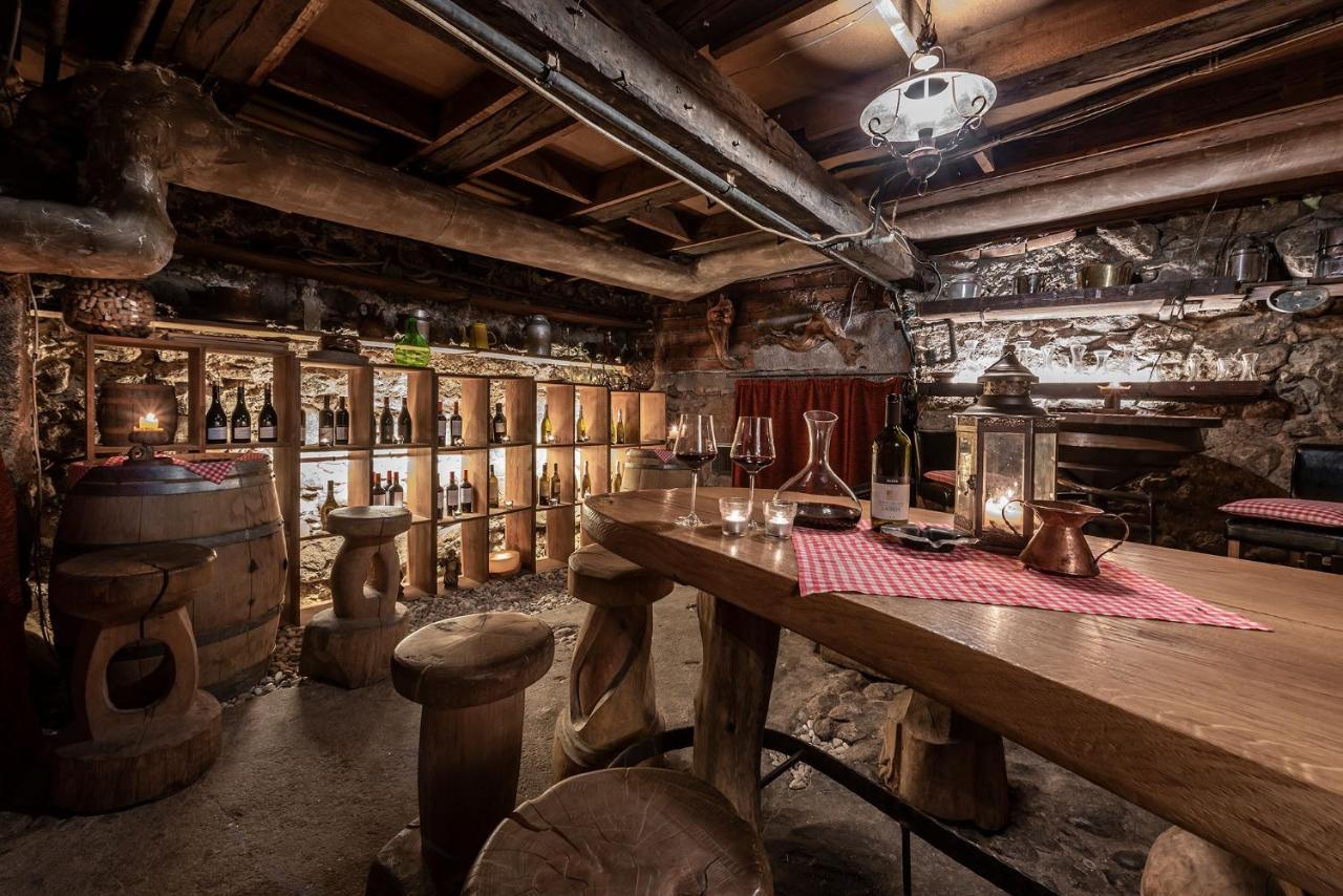 Hotel Weisse Lilie - B&B Rio di Pusteria Buitenkant foto